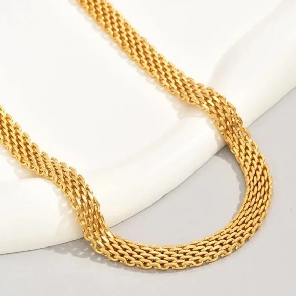 Paris Flat Gold Necklace
